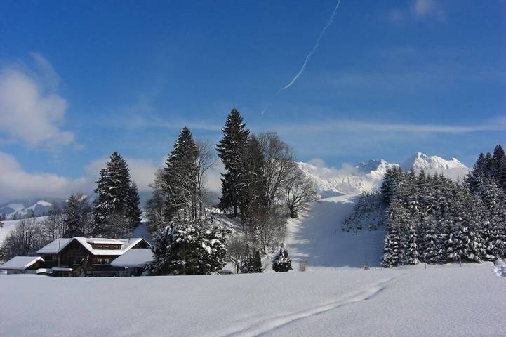 Ferienwohnung für 2 Personen, mit Balkon und Garten in Obermaiselstein