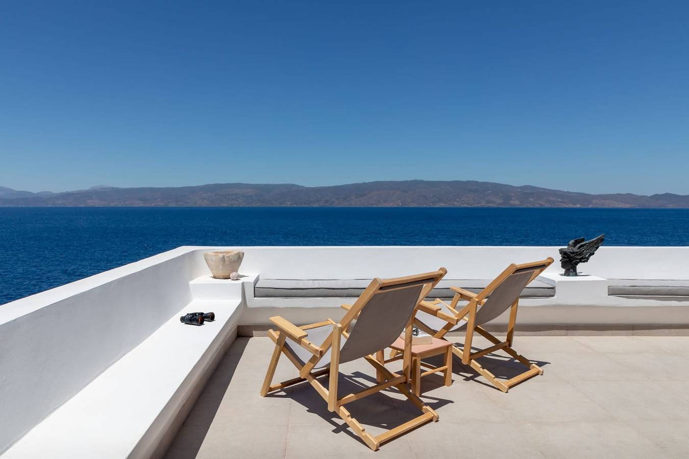 Hydrelion Beachfront Suite, Divine Sea Views, Furnished Terrace, Hydra in Hydra