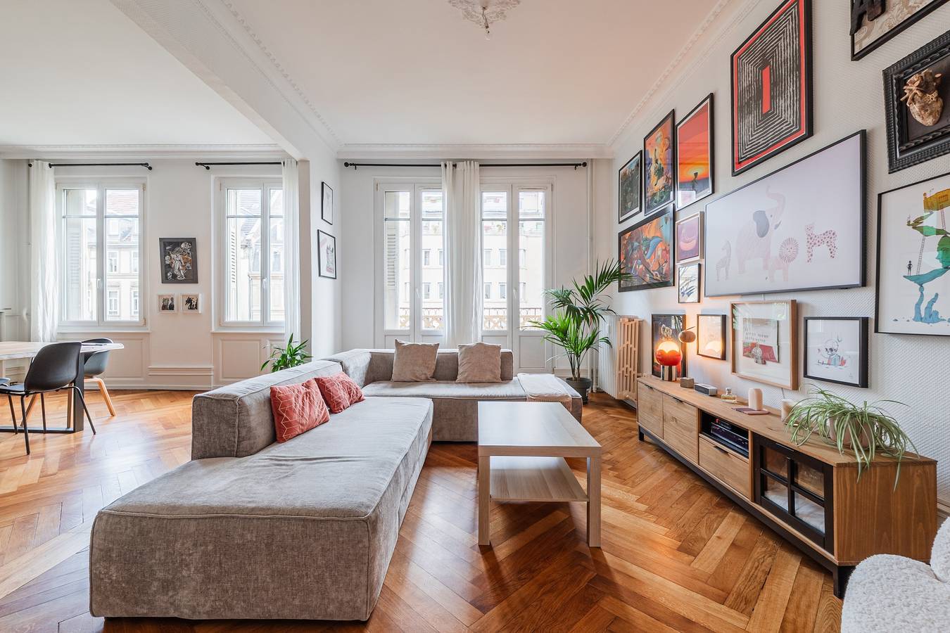 Apartamento entero, Apartamento de vacaciones para 4 personas con balcón in Estrasburgo, Región de Estrasburgo