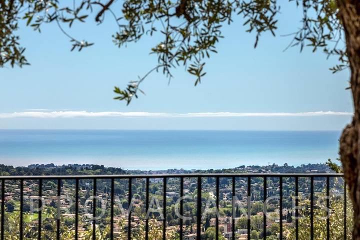 Ferienhaus für 12 Personen, mit Pool und Balkon/Terrasse in Vence - 4