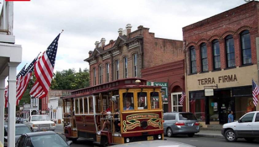 Holiday home for 6 people, with garden and terrace, with pets - 1