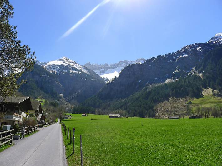 Ganze Wohnung, Untertal in Elm GL, Glarus Süd