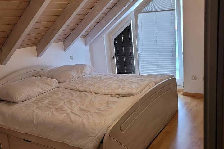 Ferienwohnung für 2 Personen, mit Balkon in Hilzingen - 2