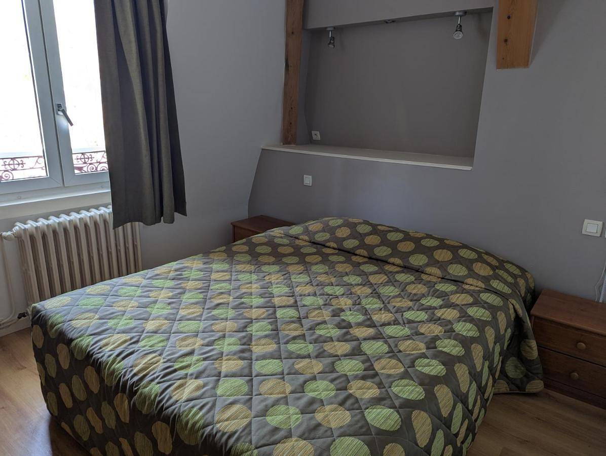 Logis Hôtel Regina in La Bourboule, Parc naturel régional des Volcans d'Auvergne