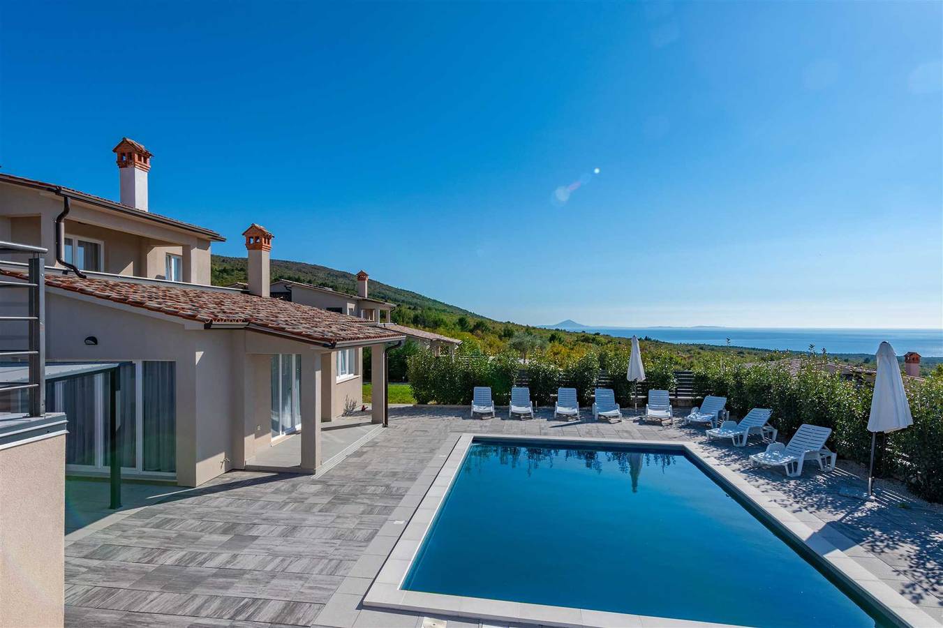 Villa pour 10 personnes avec terrasse in Raša, Côte Est de l'Istrie