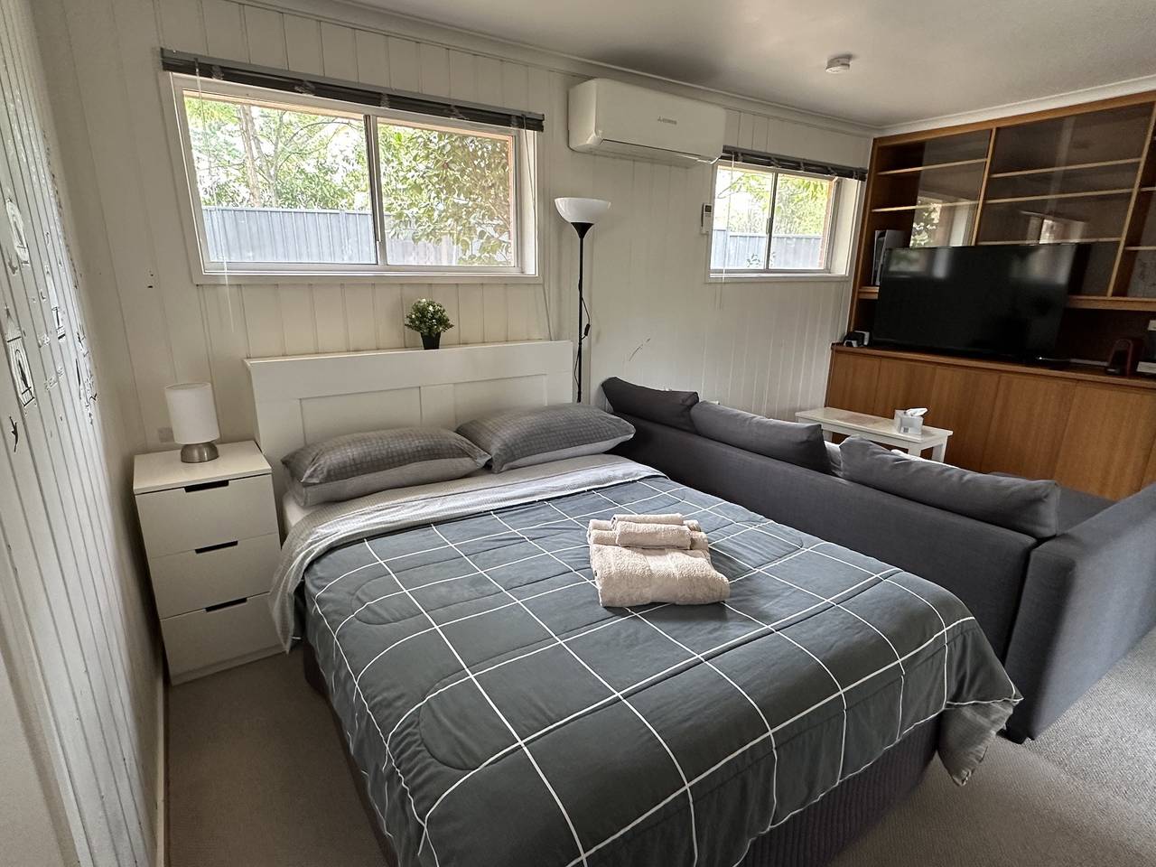 Ganzes Studio, Canberra Hospital Locum Welcome in Woden, Canberra