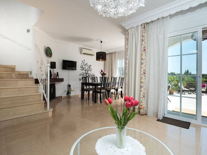 Ferienhaus für 6 Personen, mit Terrasse und Garten in Estepona - 2