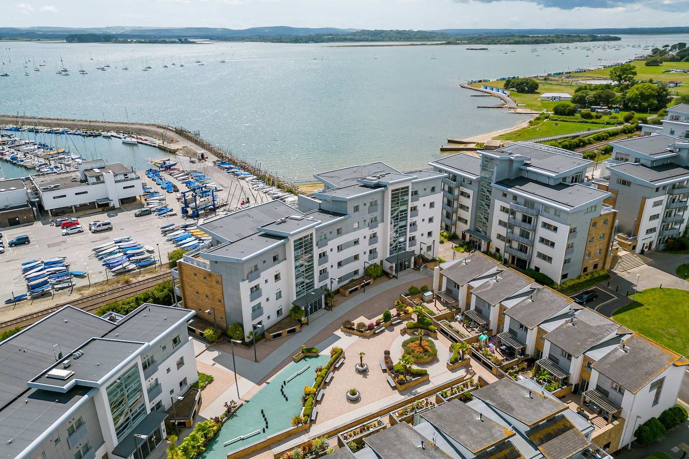 Apartamento entero, Ocean Breeze - Harbour Views from Private Balcony in Poole, Poole Harbour