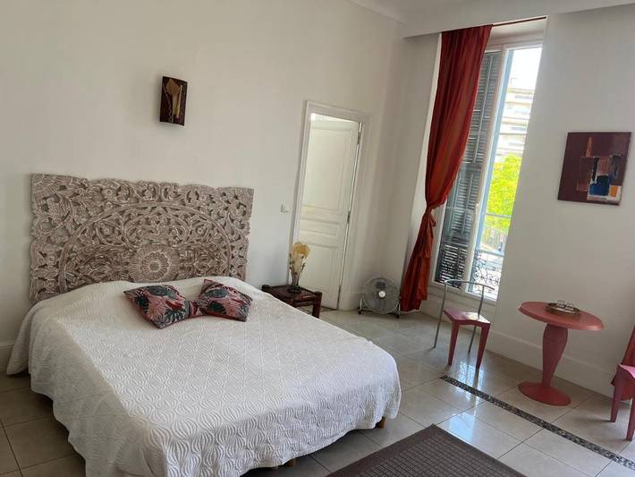 Chambre d’hôte pour 3 personnes, avec Terrasse et Vue à Nice - 2