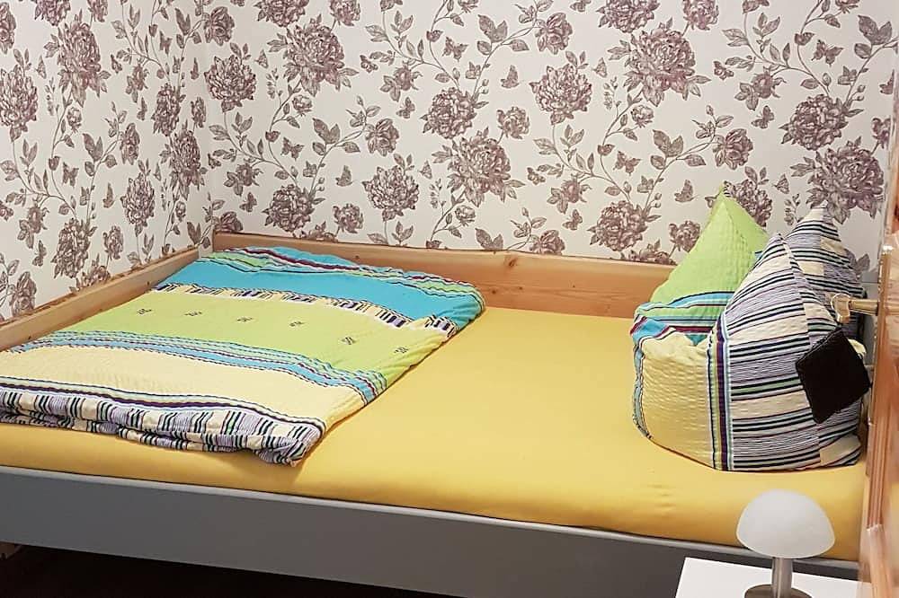 Ganze Wohnung, Gemütliche Ferienwohnung am Schwandter See Ferienwohnung 2 - Gemütliche in Rosenow, Müritz
