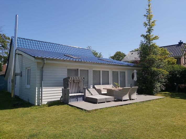 Ferienhaus für 5 Personen, mit Terrasse und Garten sowie Sauna am Schönberger Strand