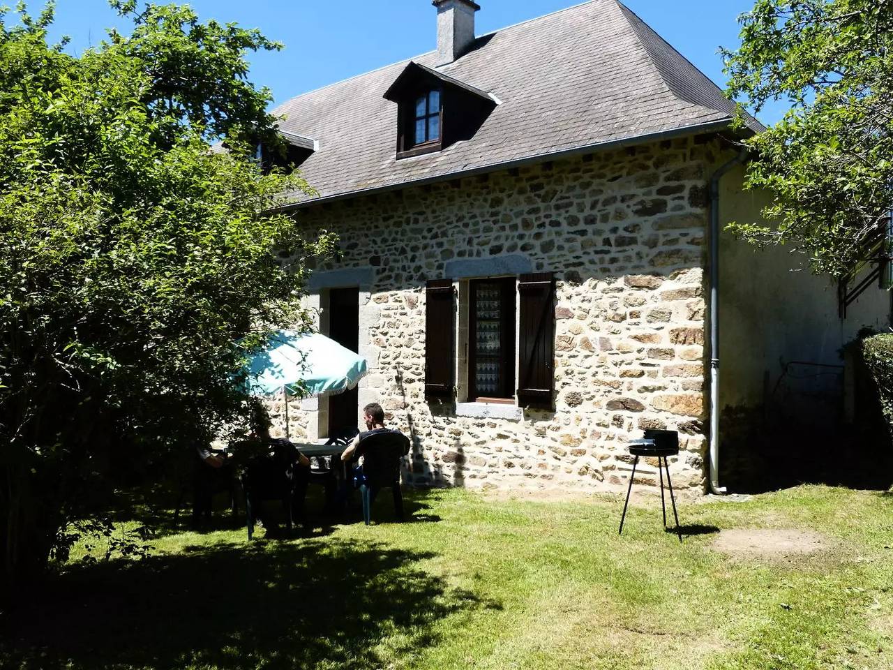 Casa Rural de Francia 4 personas in Latronche, Región de Tulle
