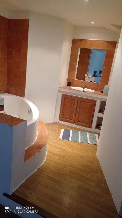 Gîte pour 2 personnes à La Bastide-des-Jourdans - 2