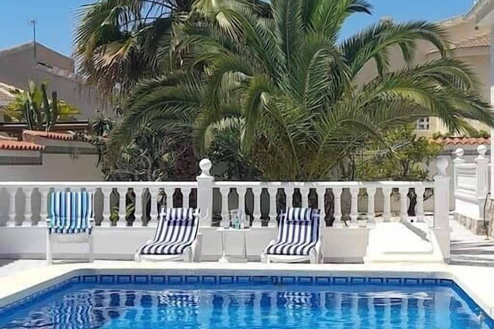 Fee4Me Villa with private pool in Ciudad Quesada, Rojales