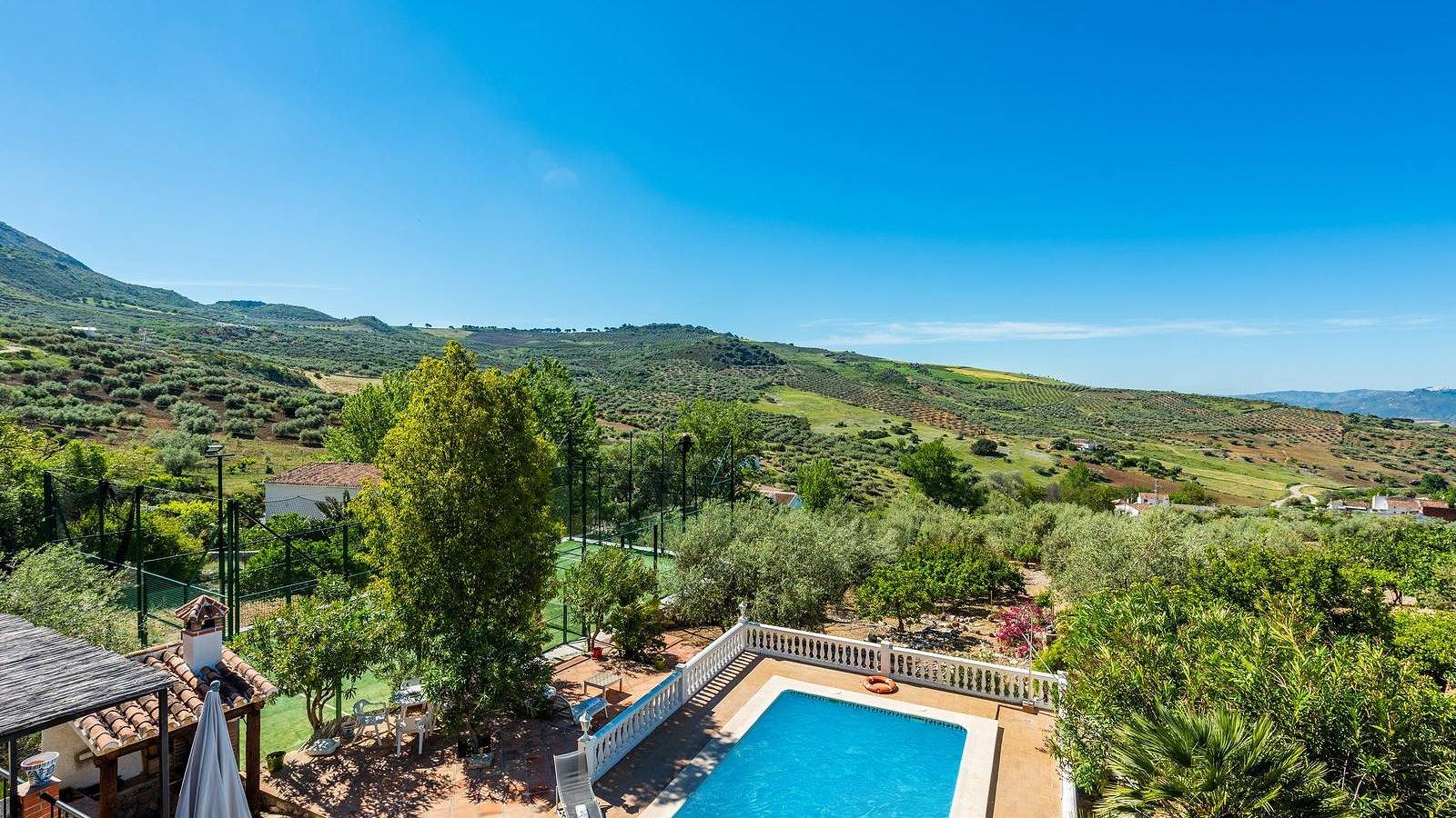 Villa Fablas Periana by Ruralidays in Periana, Málaga Provinz