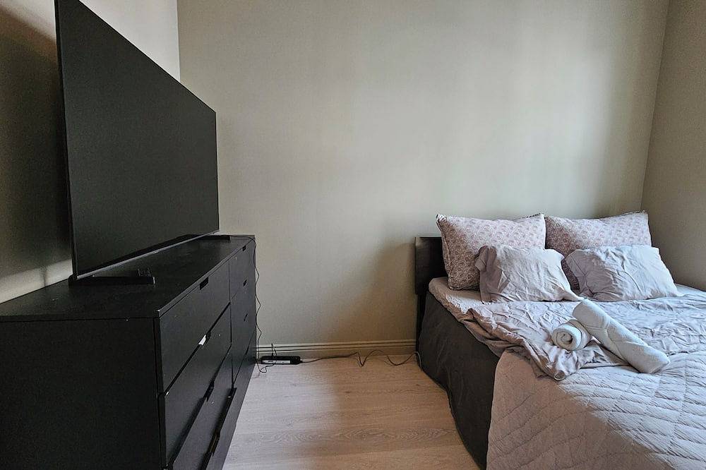 Appartamento intero, 4Br in oldtown, just steps from opera, Munch, beaches, cafes, shops & local eats in Gamle Oslo, Oslo