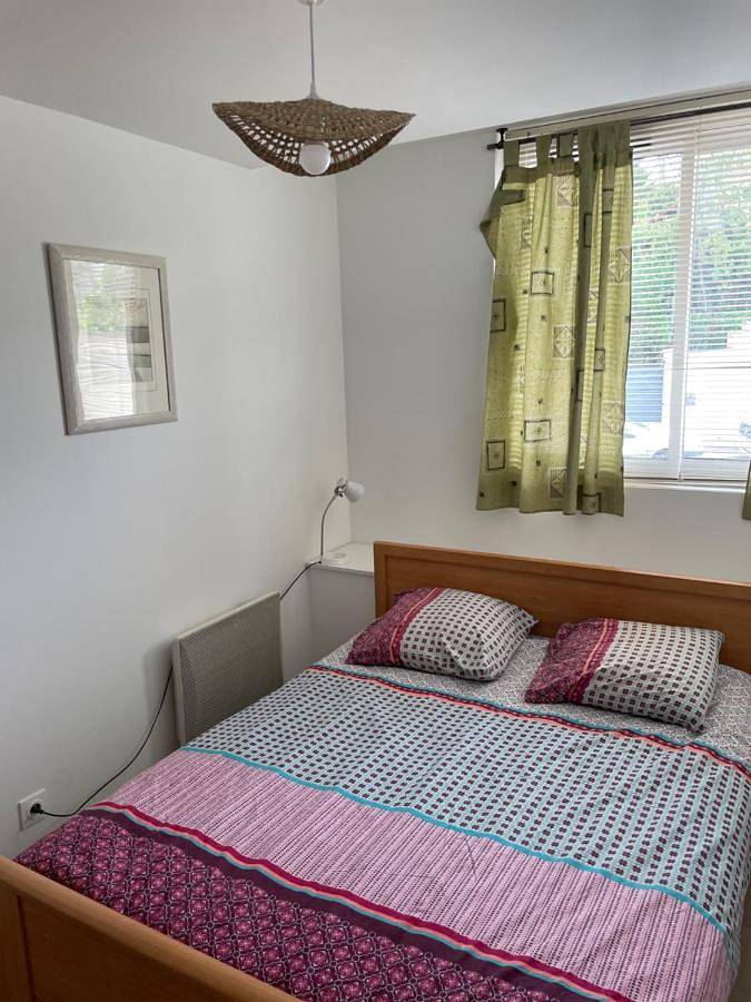 Appartement entier, Le paisible F2 à 300 m du centre ville in L'Haÿ-les-Roses, Val-de-Marne