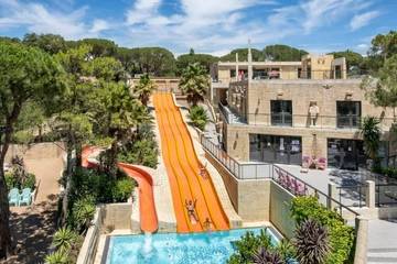 Camping pour 4 Personnes dans Le Muy, Région de Draguignan, Photo 4