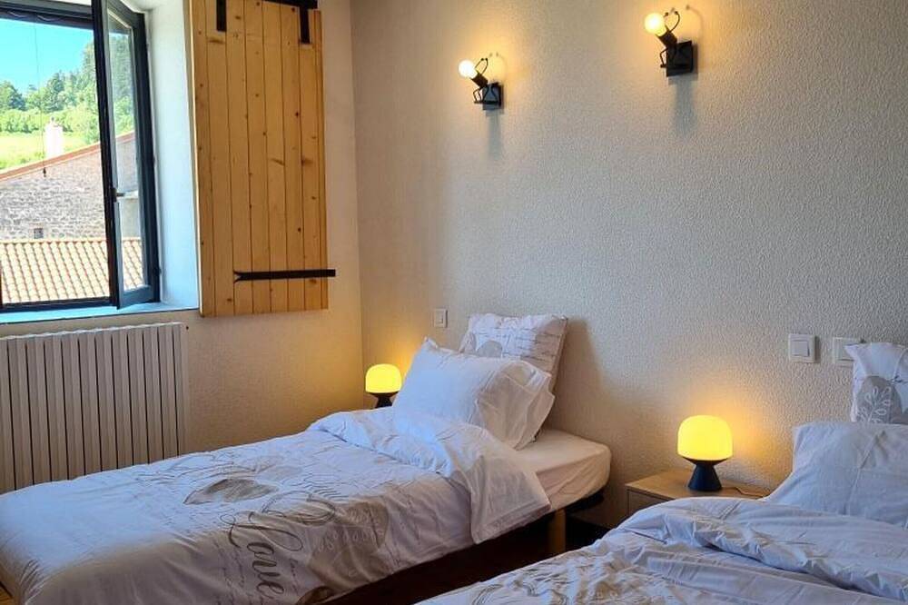 Gîte indépendant au cœur du Forez - 6 pers. in Gumières, Parc Naturel Régional Livradois-Forez