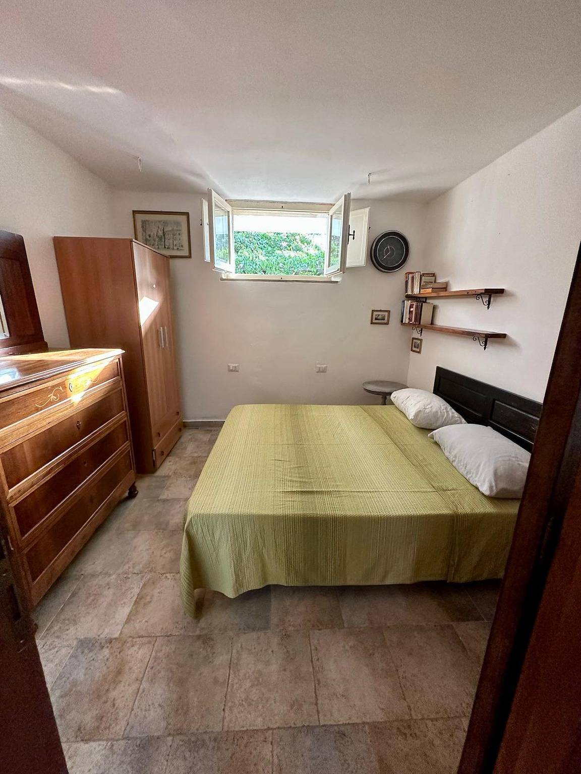 Entire apartment, Holiday apartment for 1 person with garden in Siniscola, Nuoro Province