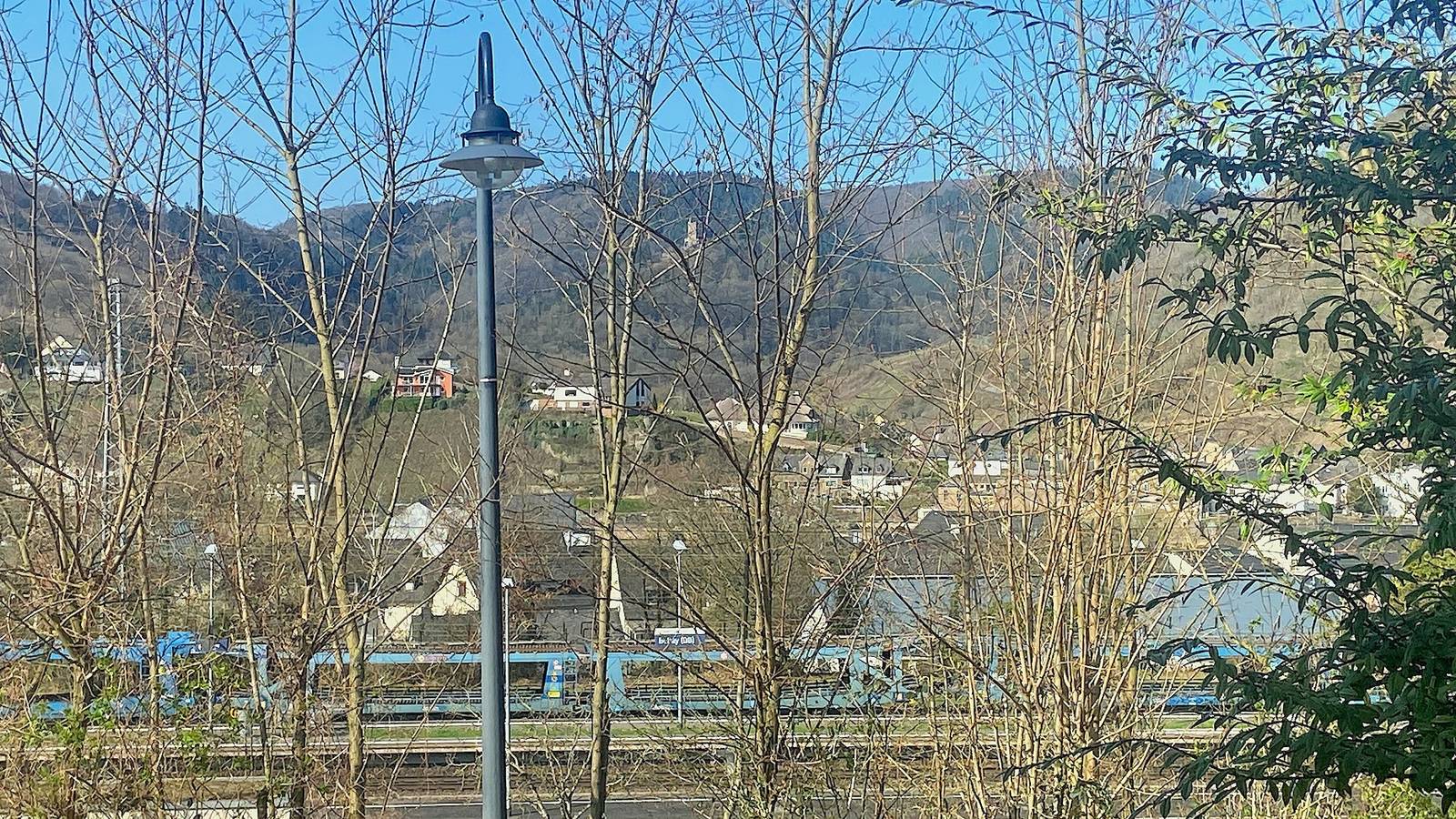 Ganze Wohnung, Ferienwohnung Villa Bulla-Ÿ mit Privatterrasse, Gemeinschaftsgarten und Wlan in Bullay, Traben-Trarbach und Umbegung