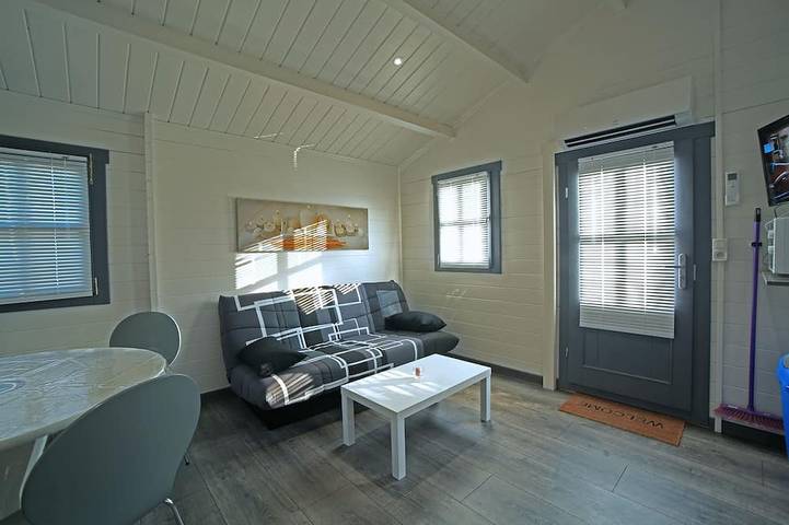 Location de vacances pour 6 personnes, avec jardin et piscine à Camaret-sur-Aigues - 4