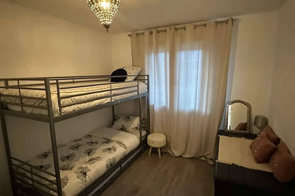 Apartamento entero, Homerez - Apartamento Freneuse in Freneuse, Yvelines