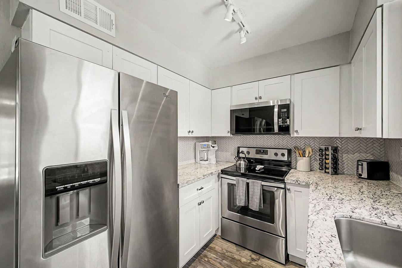 Geheel appartement, New Camelback 352 Resort-Style Stay Near Old Town in Camelback Mountain, Scottsdale