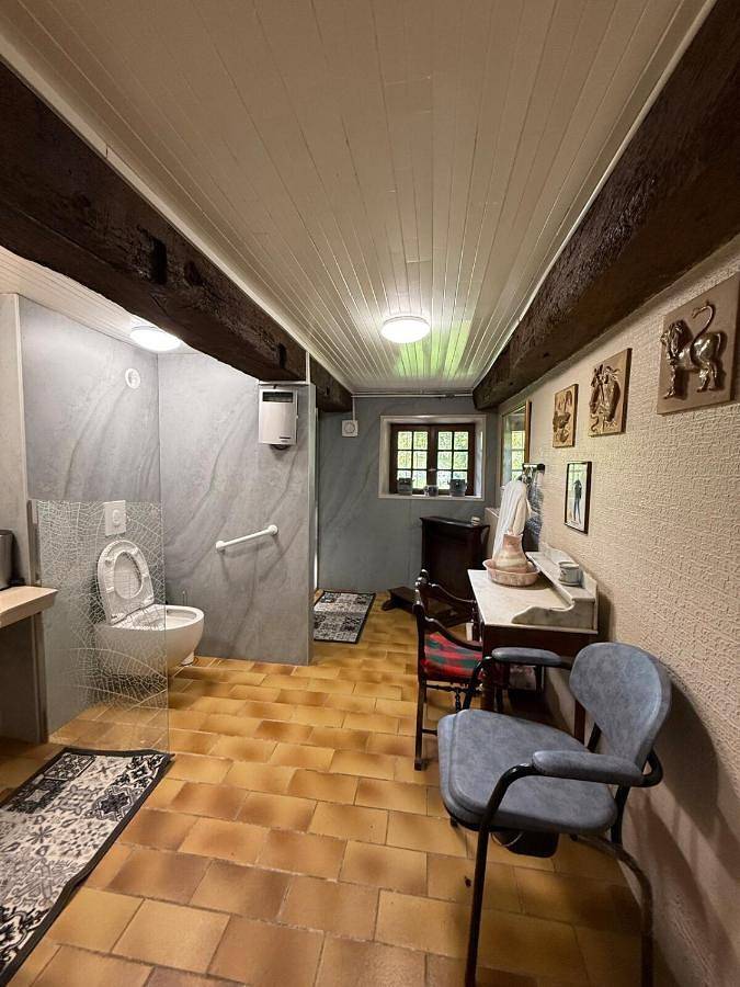 Location de vacances pour 6 personnes, avec sauna ainsi que jacuzzi et balcon dans Spincourt - 2