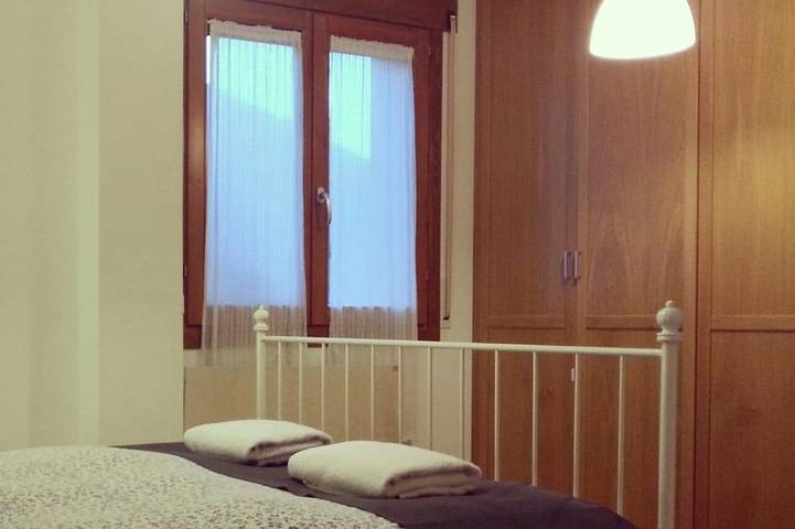 Gîte pour 7 personnes, avec balcon à Bielsa - 2