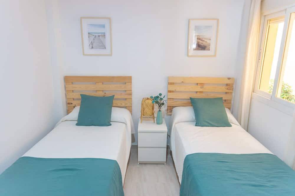 Entire apartment, Dúplex con piscina, garaje y jardín, frente a la playa de los Caños de Meca. in Los Caños de Meca, Barbate