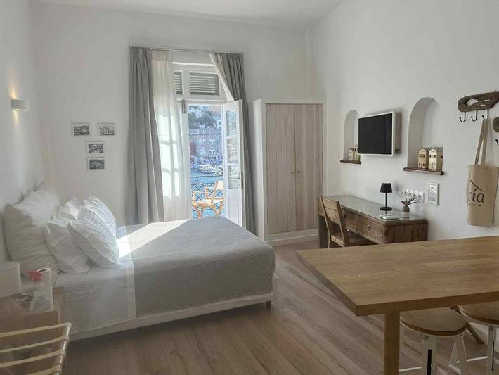 Maison d’hôte pour 2 personnes, avec terrasse et vue, animaux acceptés à Hydra - 3