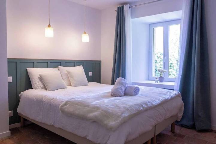 Apartamento entero, Lisael, Vacation Rental for 4 to 6 People Near Puy du Fou in Mauléon, Valle del Loira