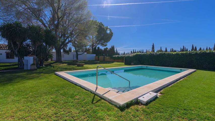 Chalet para 14 personas, con balcón/terraza en Antequera - 2