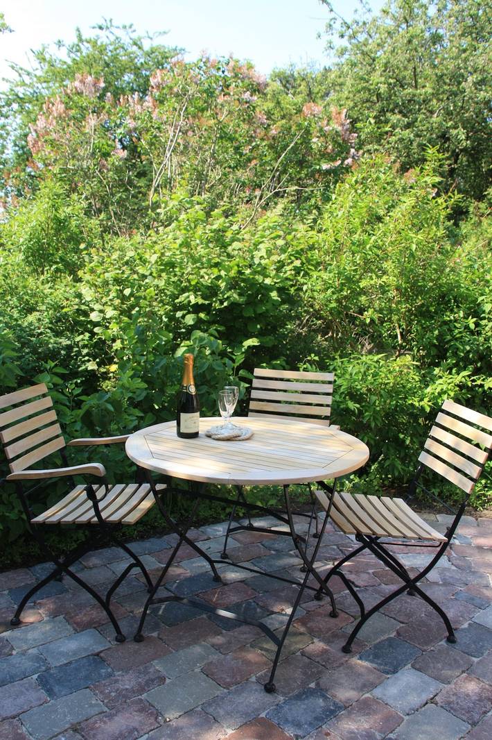 Ferienwohnung für 2 Personen, mit Terrasse und Garten in Neue Tiefe