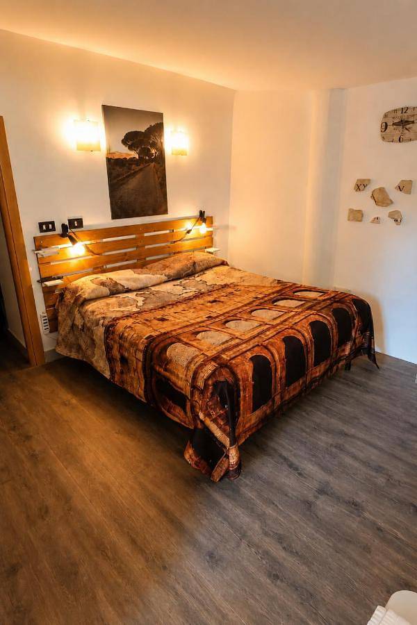 Casas e apartamentos de temporada para 2 pessoas, com terraço em Marino