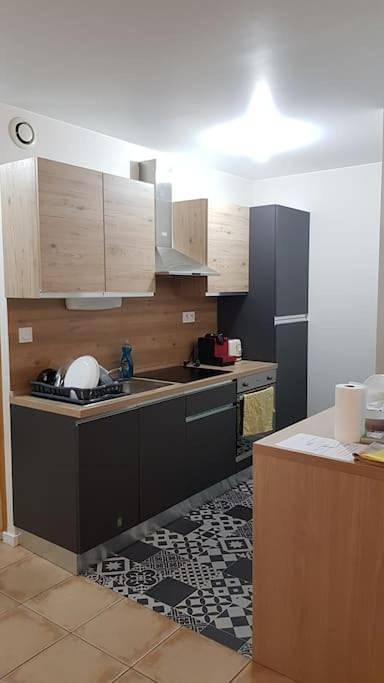 Gîte pour 2 personnes, avec jardin à Saint-Priest - 4