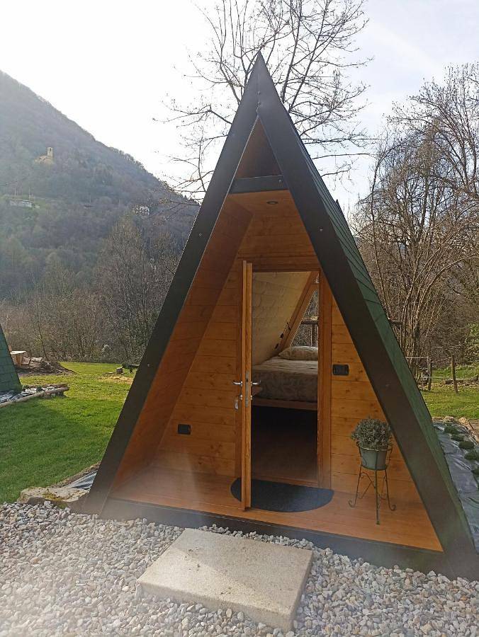 Camping pour 2 personnes, avec sauna et jardin ainsi que piscine et vue dans Lac de Côme - 2