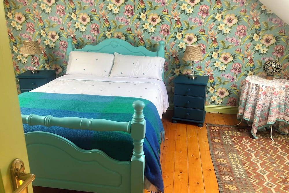 Beautiful Aisling Cottage, Dooneen, Burren, along the Wild Atlantic wa Co. Clare in County Clare