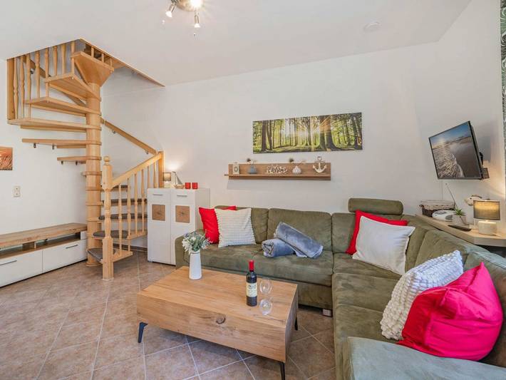 Ferienwohnung für 4 Personen, mit Terrasse und Garten sowie Sauna in Garz