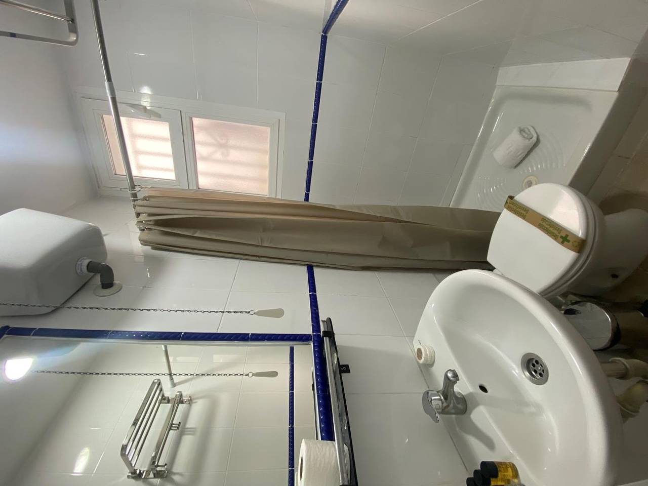 Entire vacation apartment, Madrid Delicias Iii - Two-bedroom apartment in Arganzuela, Madrid