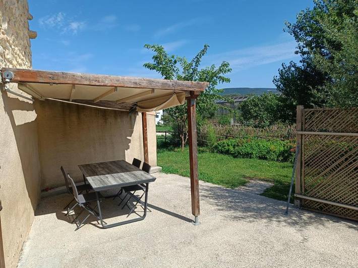 Gîte pour 3 personnes, avec Terrasse et Jardin à Cruas