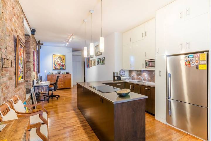 Vacation rental for 4 people, with hot tub in New York City
