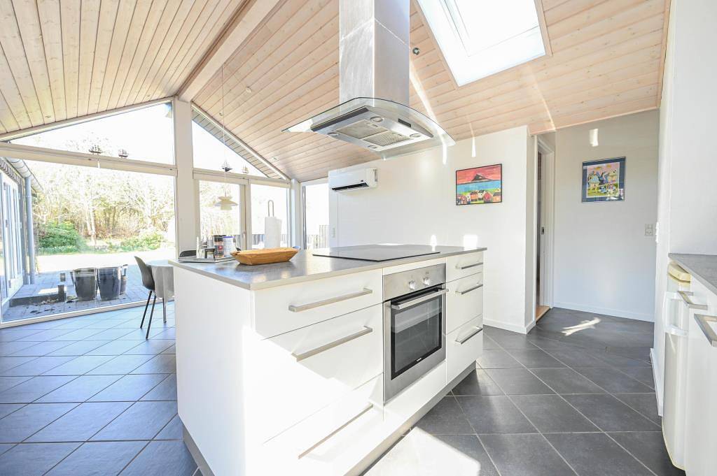 Bright, modern architect's house with wood-burning stove – Pets welcome in Ulfborg, Nissum Fjord