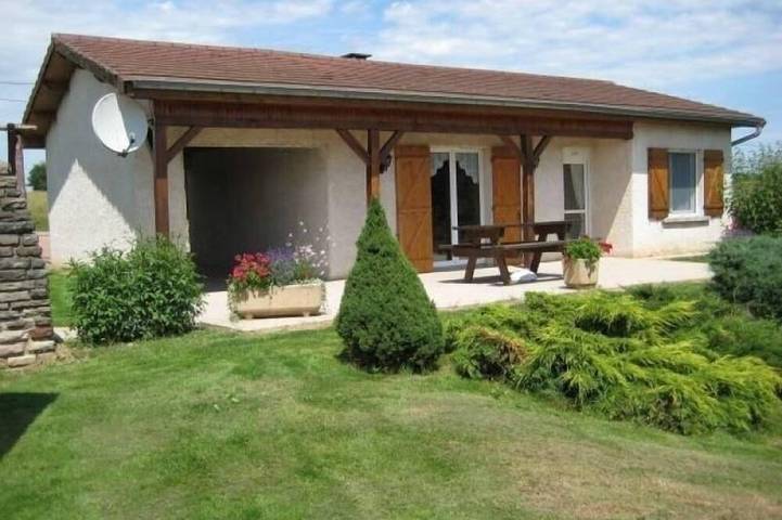 Gîte pour 4 personnes, avec Balcon/Terrasse ainsi que Terrasse et Jardin