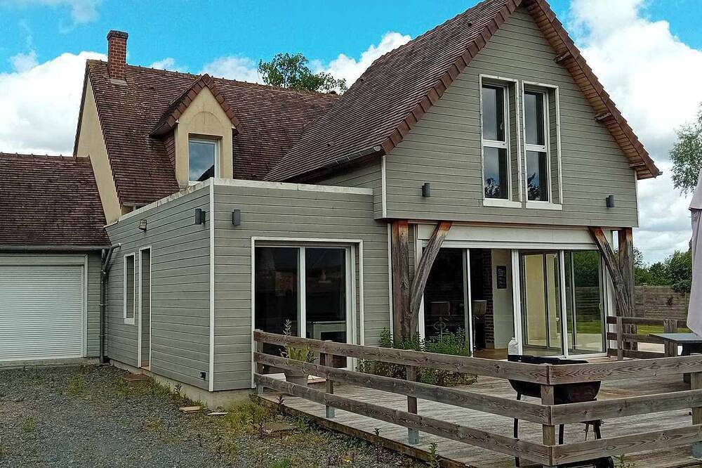 House with garden, billiard table and pétanque court in La Rivière-Saint-Sauveur, Lisieux und Umgebung