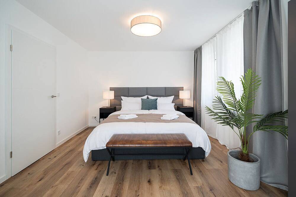 Ganze Wohnung, Brand new 2 bedrooms apartment with a breathtaking 40m² roof terrace in Prohlis, Dresden