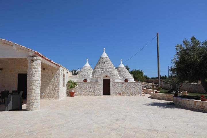 Casa vacanza per 5 persone, con giardino e piscina - 1