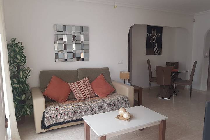 Appartement entier, Très bien situé - Appartement en duplex sur 2 lits. 6 couchages. in Orihuela, Costa Blanca