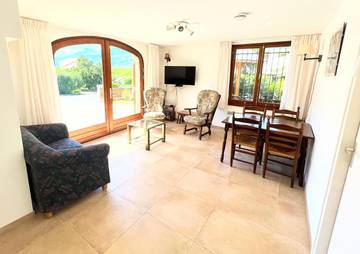 Gîte pour 4 personnes, avec vue à Saint-Sauveur